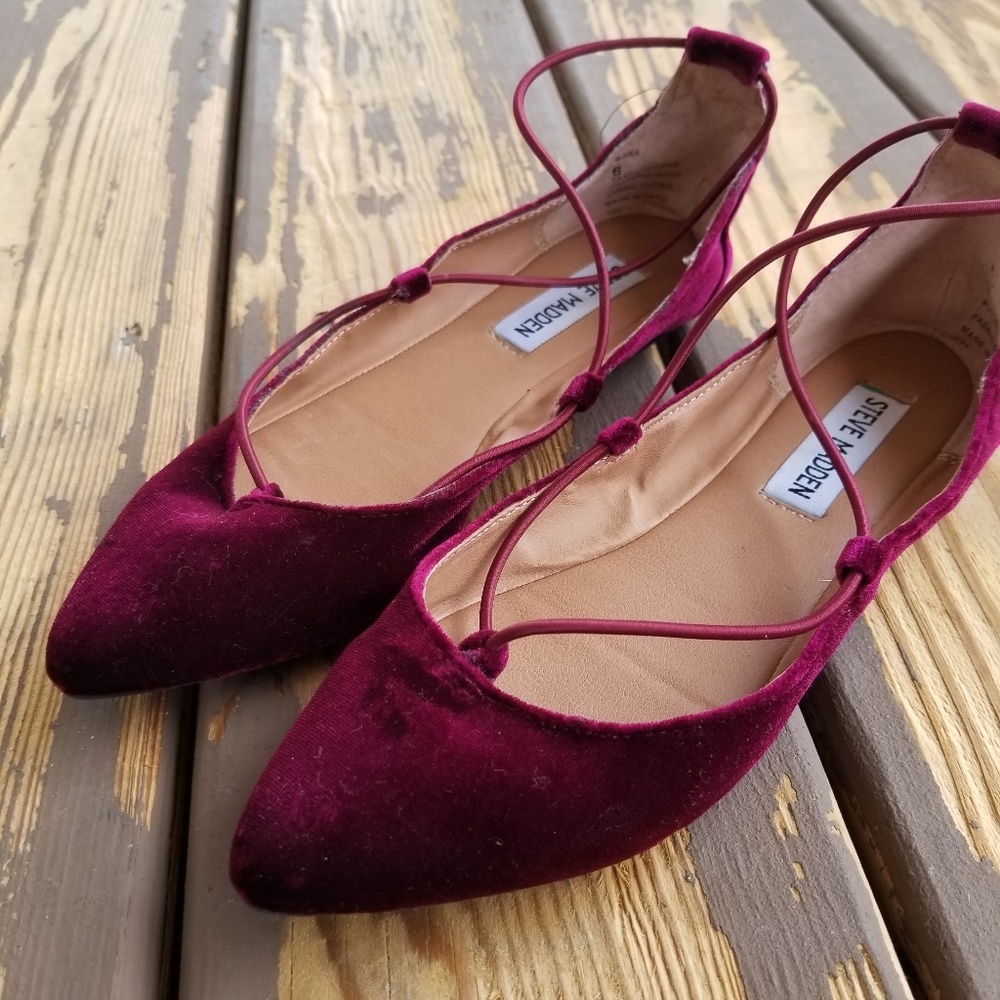 Steve Madden BORA Velvet flats